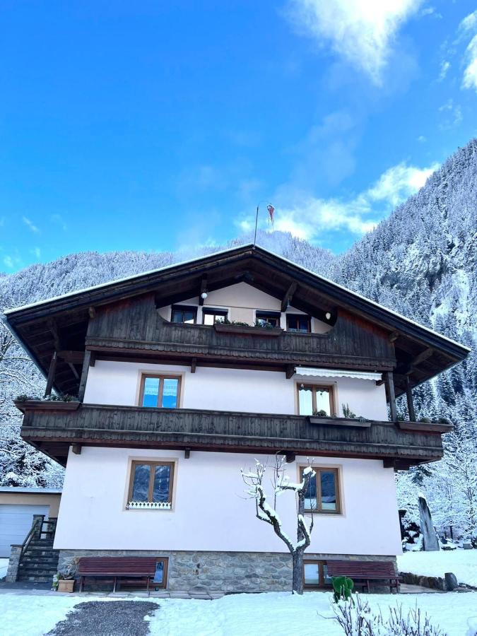 Ferienwohnung Rita Kroell Mayrhofen Luaran gambar